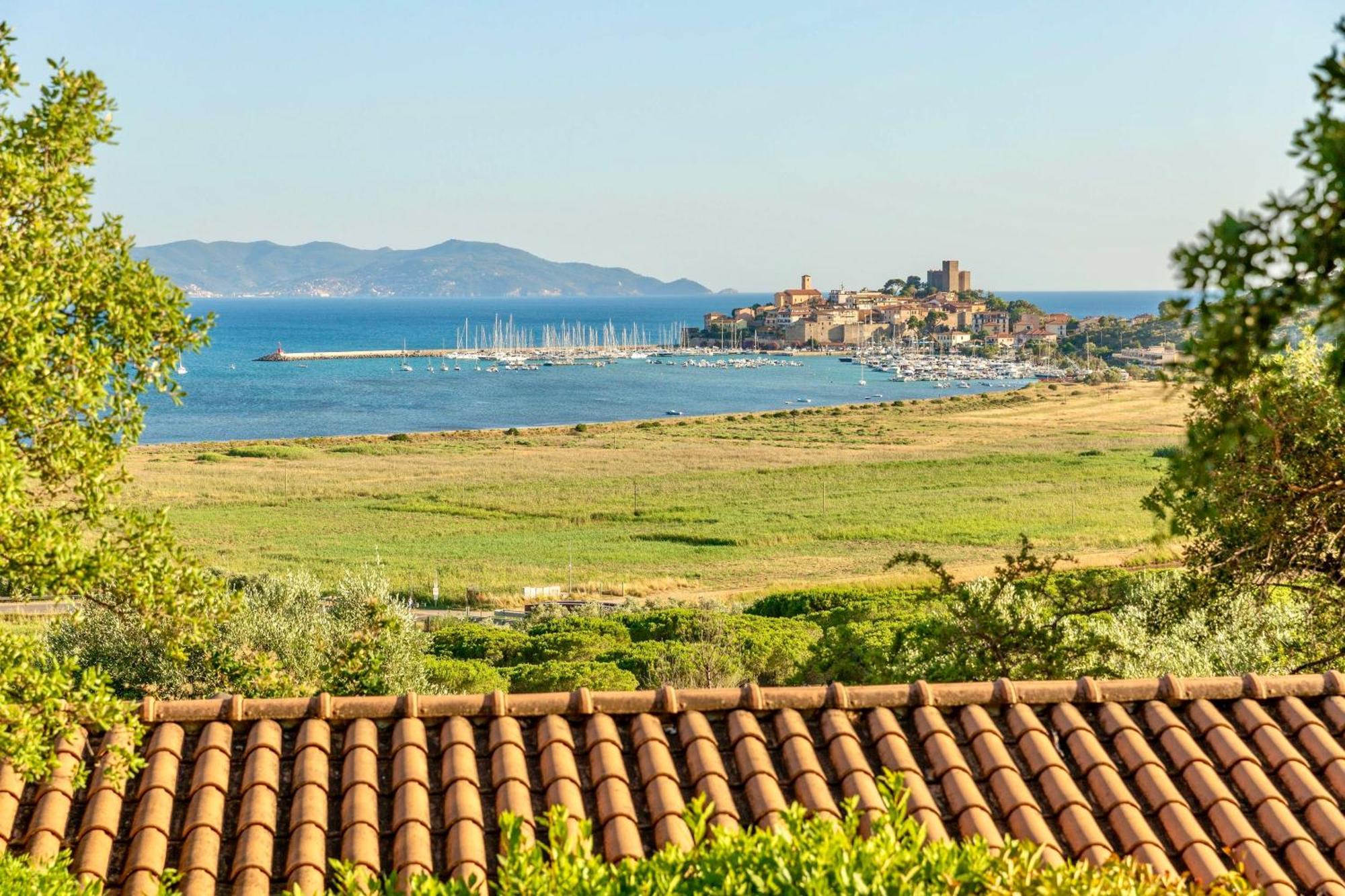 Isa - Residence With Pool And Private Beach In Talamone Just 500 Mt From The Beach エクステリア 写真