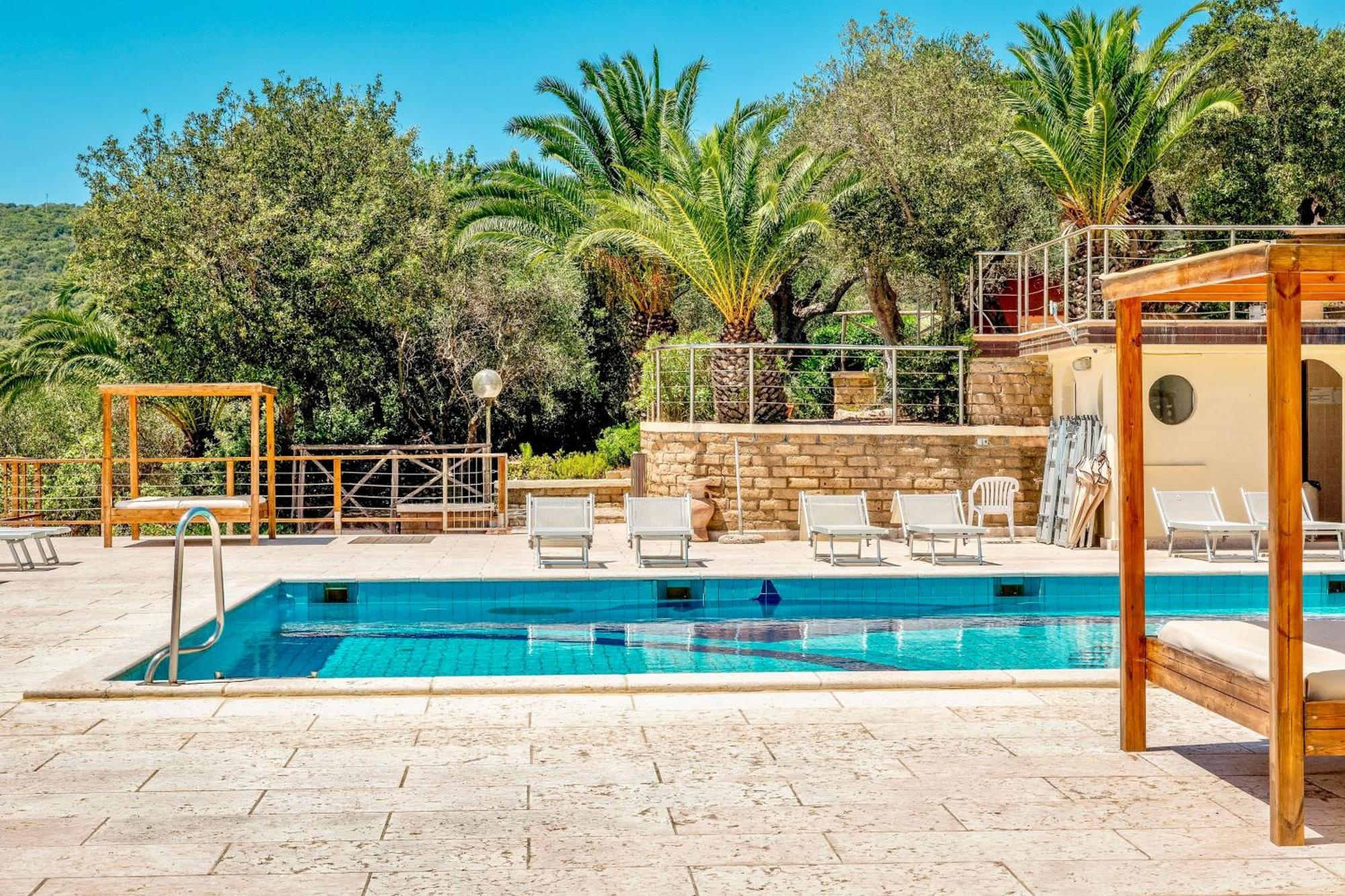 Isa - Residence With Pool And Private Beach In Talamone Just 500 Mt From The Beach エクステリア 写真